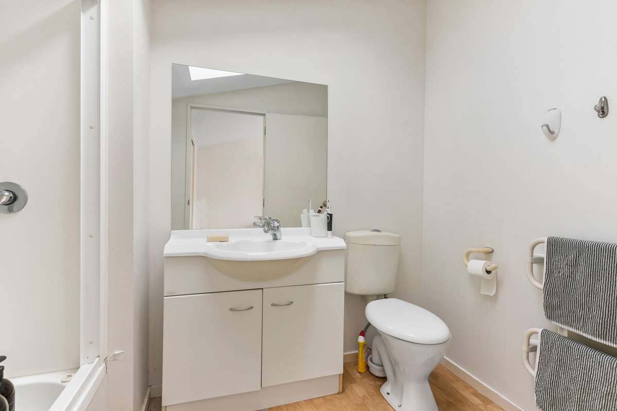 29/22a Willcott Street_5