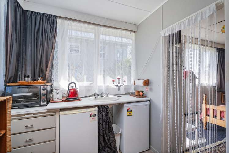 44 Marine Parade Cooks Beach_30