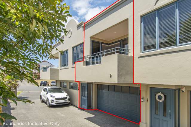 2/8 Victoria Road Mount Maunganui_1