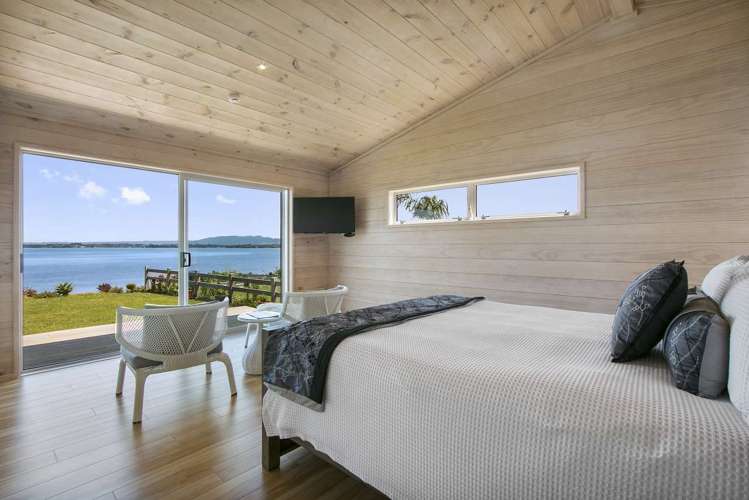 28 Sandleigh Drive Athenree_10