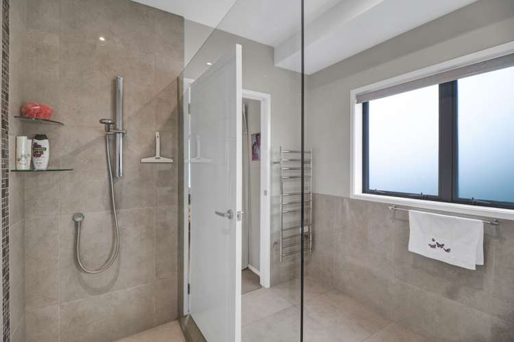 2 Manurau Crescent Merrilands_18