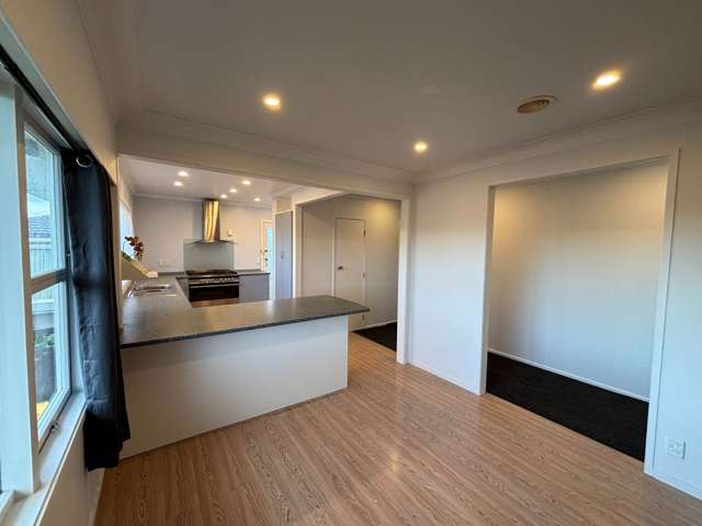 141 Gossamer Drive Pakuranga Heights_4