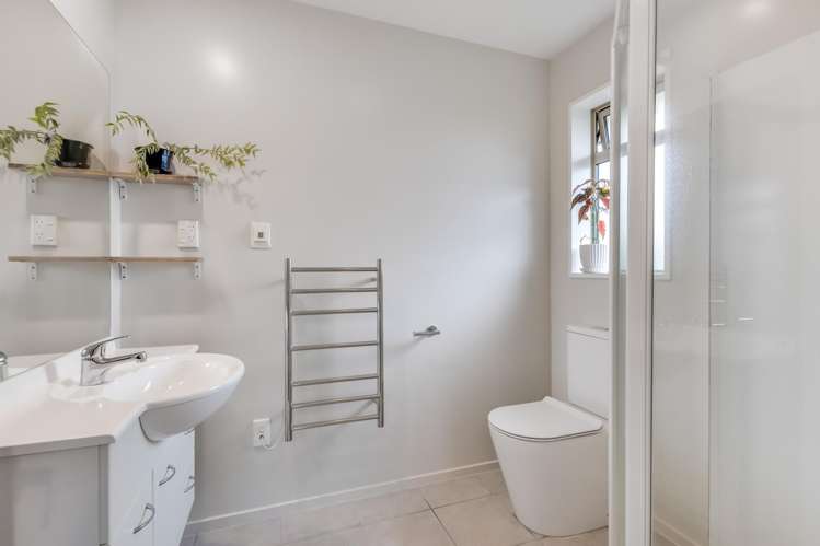 64 Overbury Crescent Rolleston_8