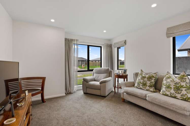 40 Eric Crozier Road_1