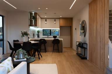 399 Lake Road_3