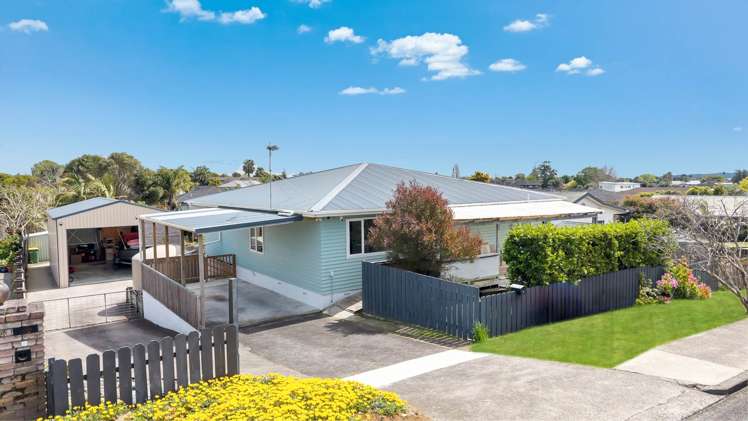 18 Shelly Bay Road Beachlands_26