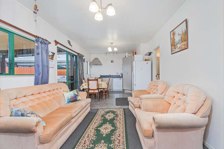 25 Whitby Avenue Whitianga_11