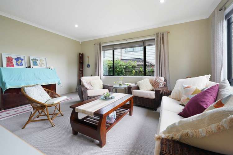 214 Kyle Road Greenhithe_3