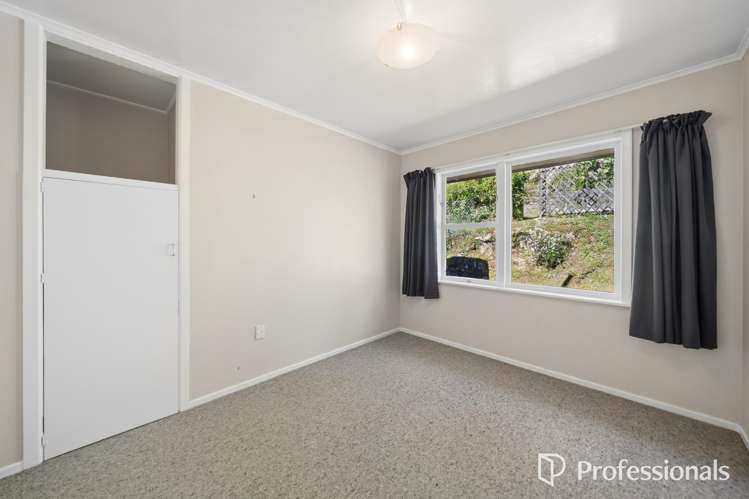 57 Coast Road Wainuiomata_12