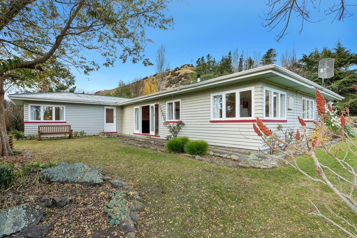 1230 Karaka Road_1