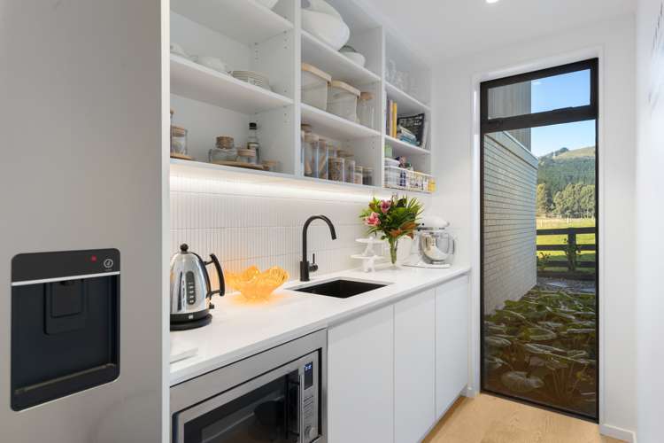 4 Betty Roberts Lane Cracroft_6