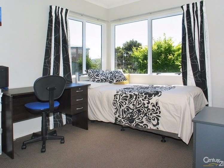 11 Te Puia Drive Aotea_12