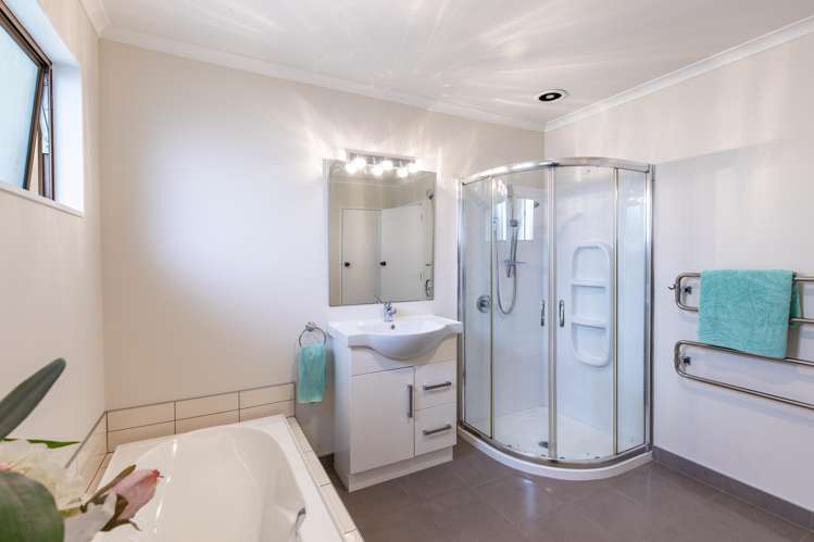 12 Dublin Street Dannevirke_14