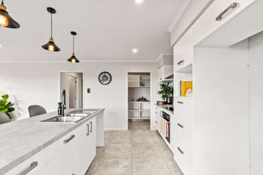 2 Greenfields Way_2