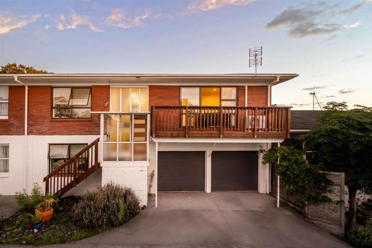 2/7 Eversleigh Road Belmont_13