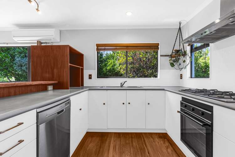 11 Olympus Way Richmond_15