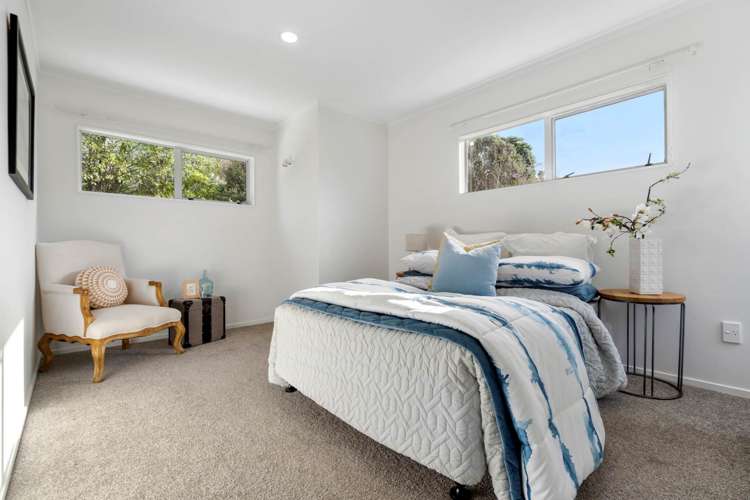 2/6 Bellbird Rise Murrays Bay_11