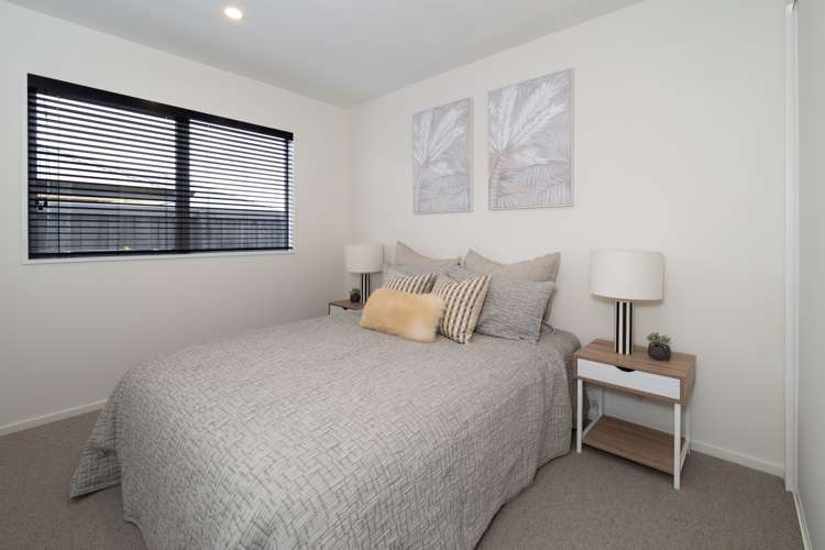 6 Strowan Avenue Elgin_20