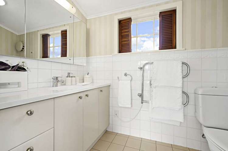 70 Marine Parade Mellons Bay_14