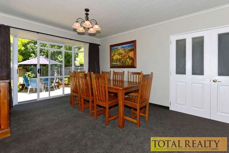 114 Gilberthorpes Road Hei Hei_5