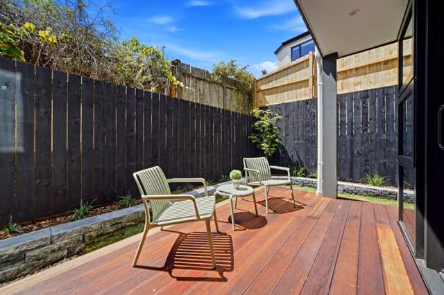 584E Beach Road Rothesay Bay_2