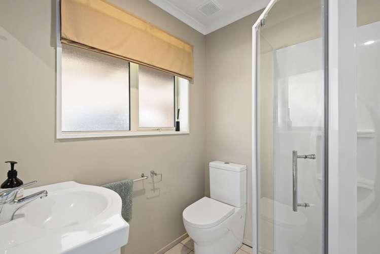 71 North Terrace Darfield_11