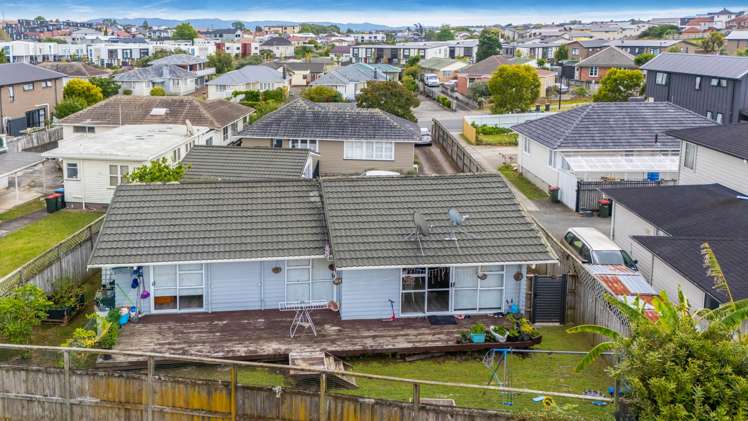 2/8 Freeland Avenue Mount Roskill_14