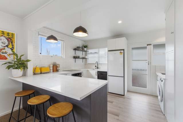 1/23 Lake Road Northcote_2