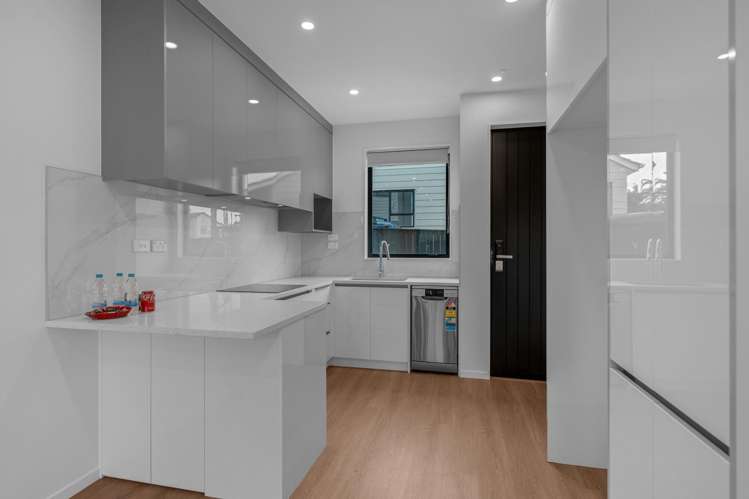 193C Mahia Road Wattle Downs_8