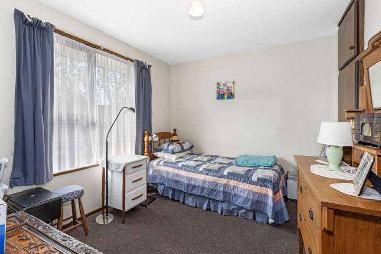 48 Coopers Road Dallington_9