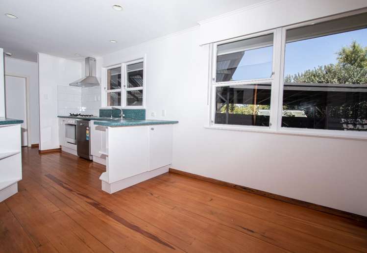 19 Eton Drive 1076_9