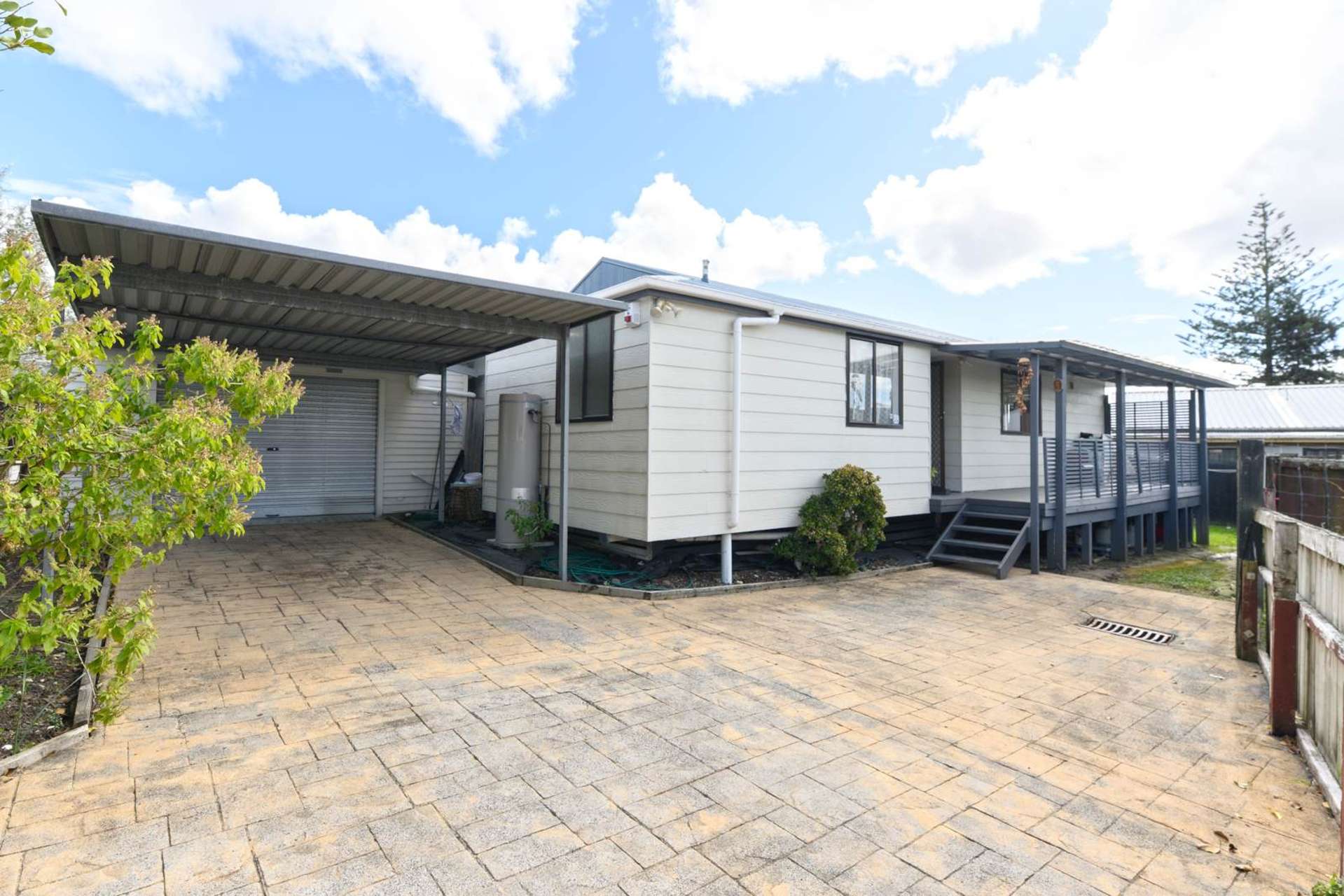 25 Glen Close Glen Eden_0