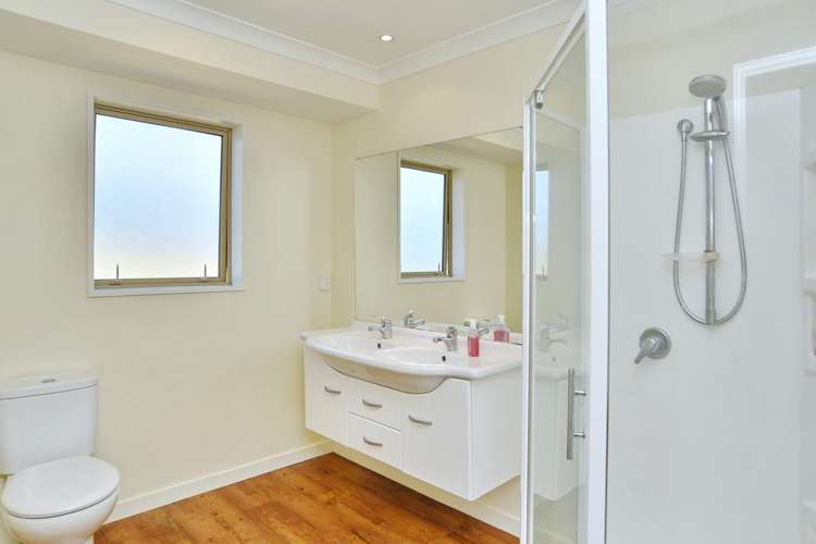 2573 South Eyre Road West Eyreton_16