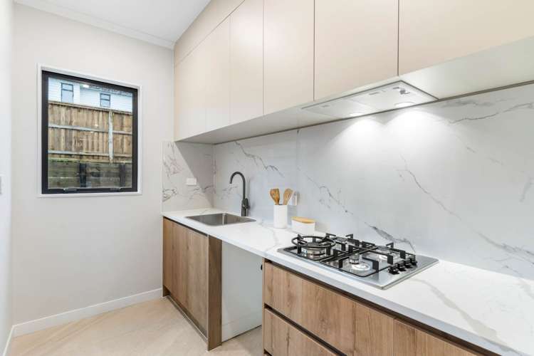 57 Malahide Drive Flat Bush_10