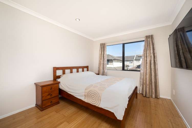 6 Manning Rise Flat Bush_19