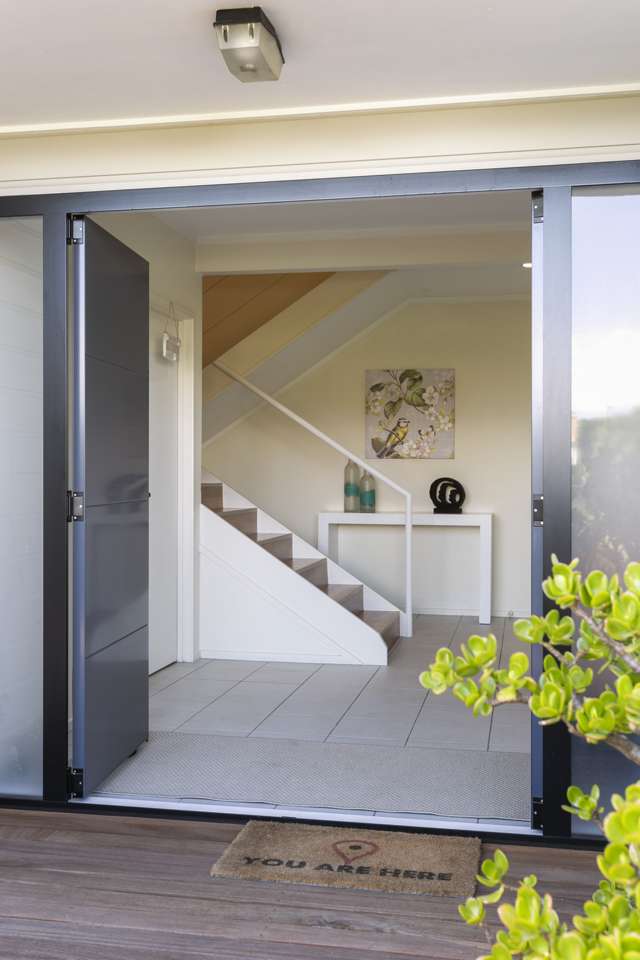 84 Hattaway Avenue Bucklands Beach_3