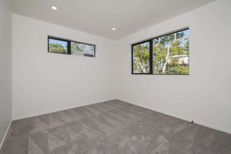 E/79 Archers Road Hillcrest_8