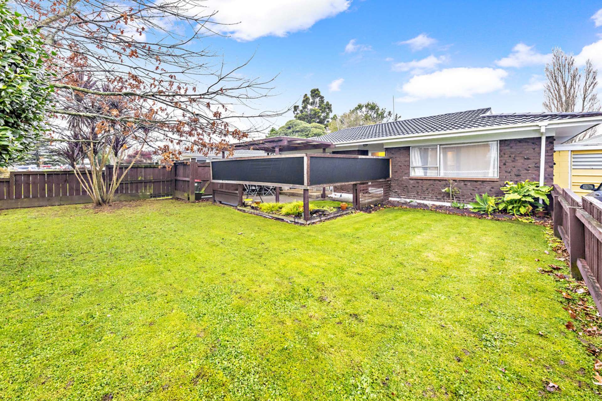 2/23 Onslow Road Papakura_0