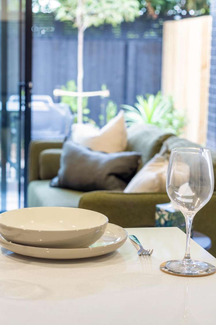 13/24 Devonport Lane Merivale_4