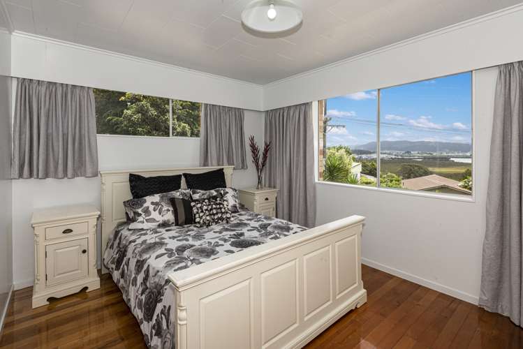 5 Clotworthy Crescent Onerahi_9