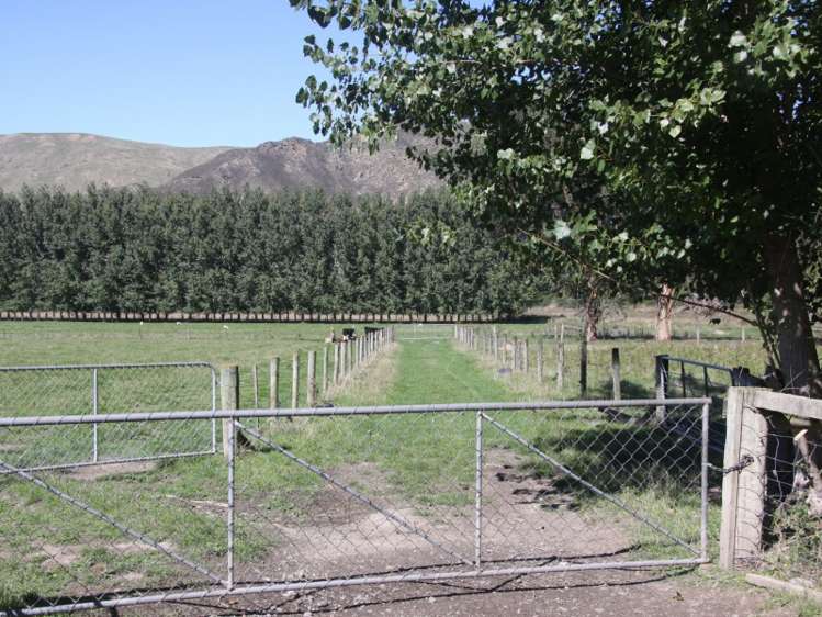 562 Leader Road West Waiau_14