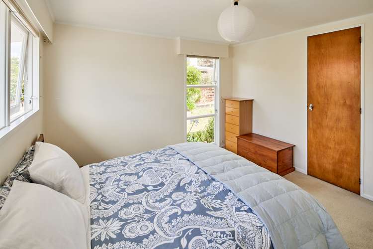 2 Cranwell Street Churton Park_13