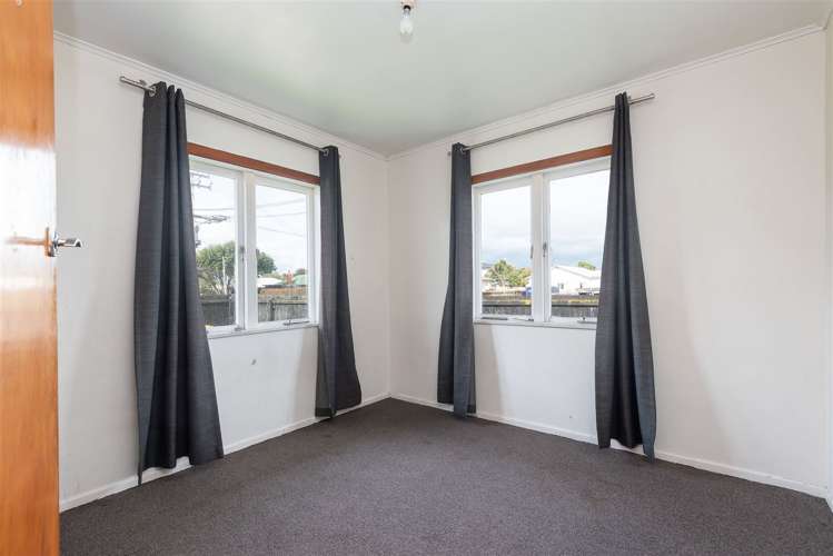 1/105 Clevedon Road Papakura_11