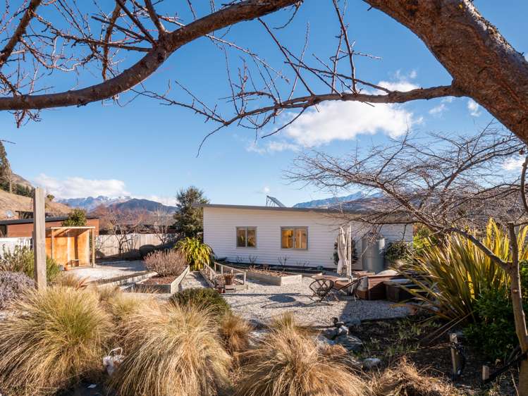 74 Risinghurst Terrace Lower Shotover_20