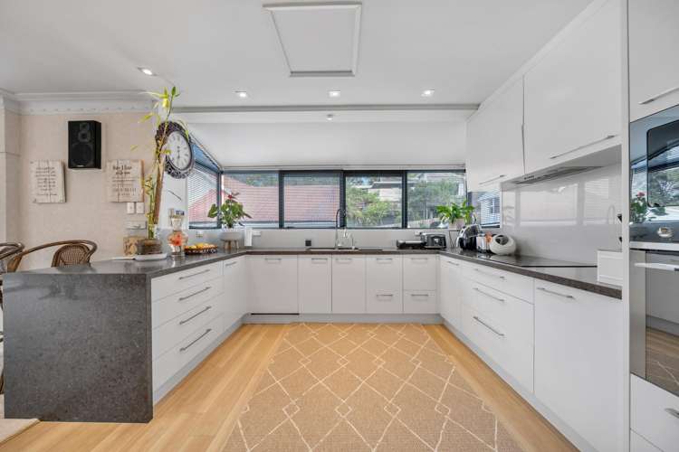 34 & 36 Opou Road Titirangi_6