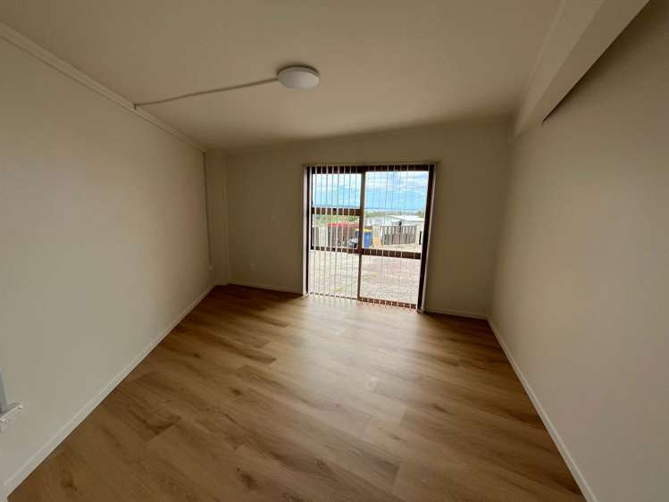 6A Forsythe Place Massey_4