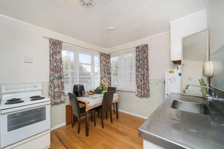 18 Moheke Avenue Roslyn_8