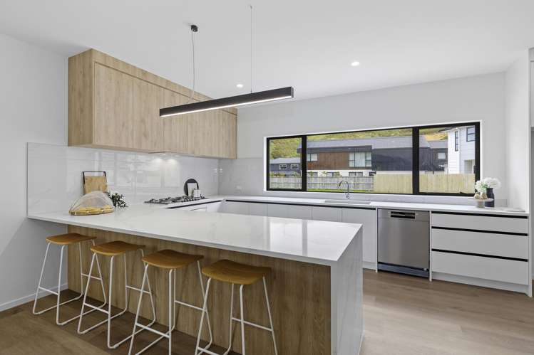 5 Pihipihi Way Crofton Downs_2