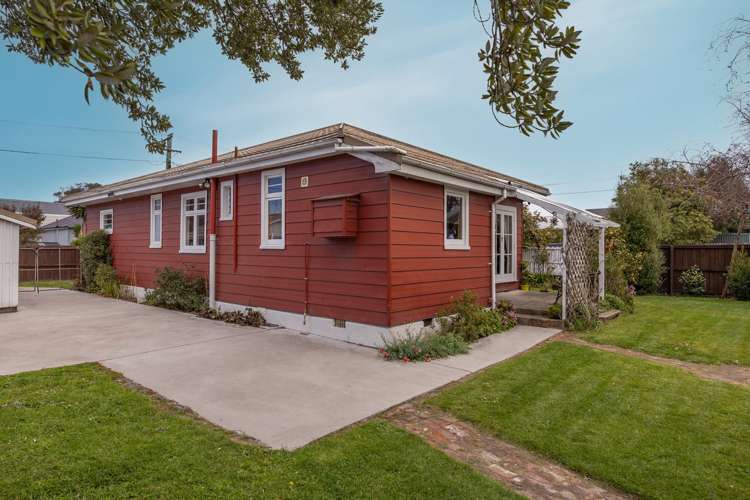 52 York Street Waltham_17