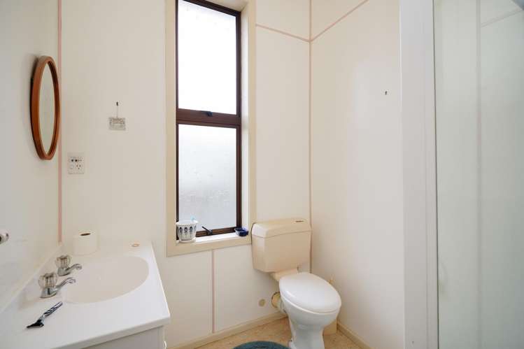 165 Duke Street Gladstone_16